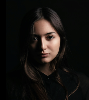 Sarah Mitchell headshot